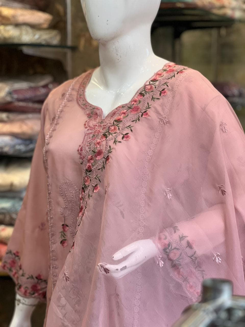 Premium 3 piece Pakistani salwar set